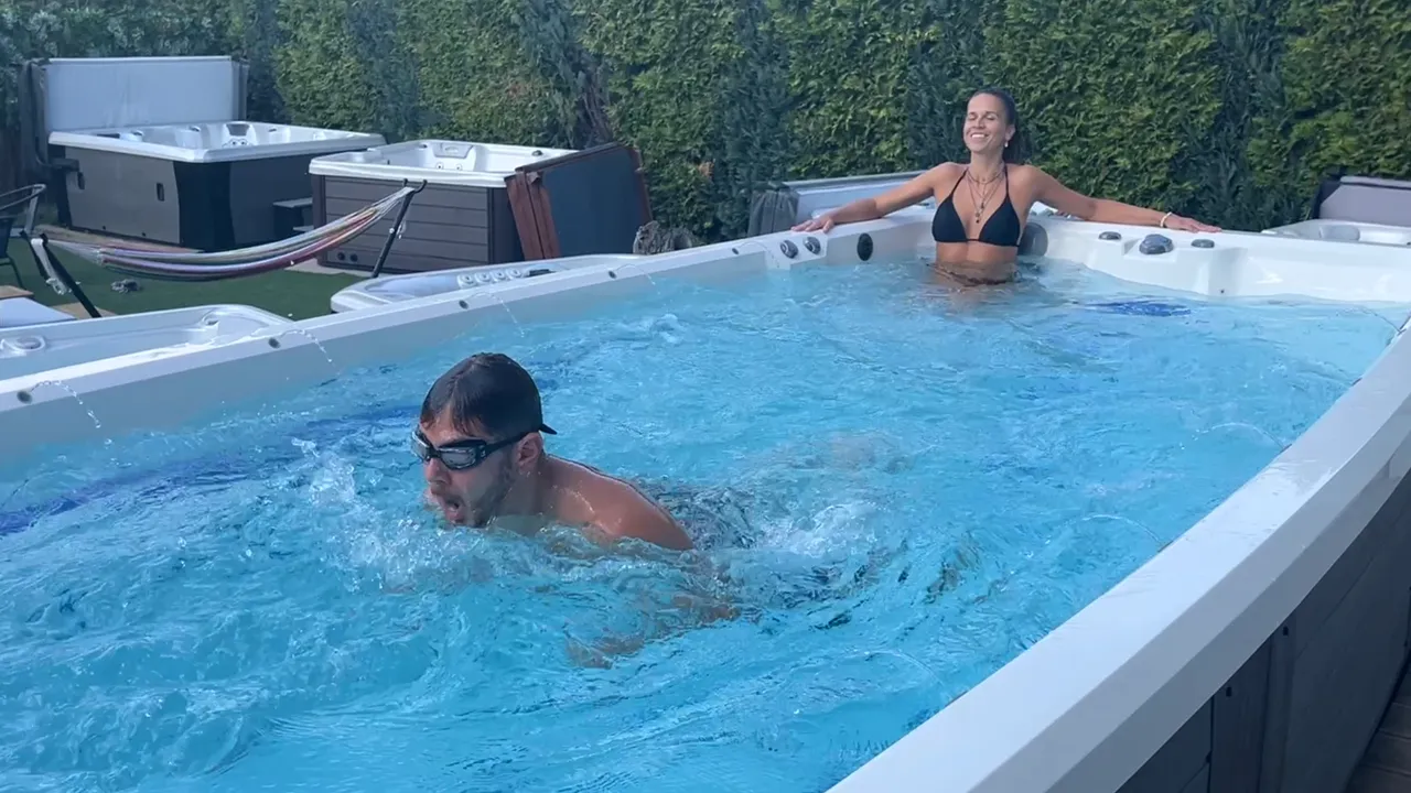 Swim spa — Marquis · Tanvea